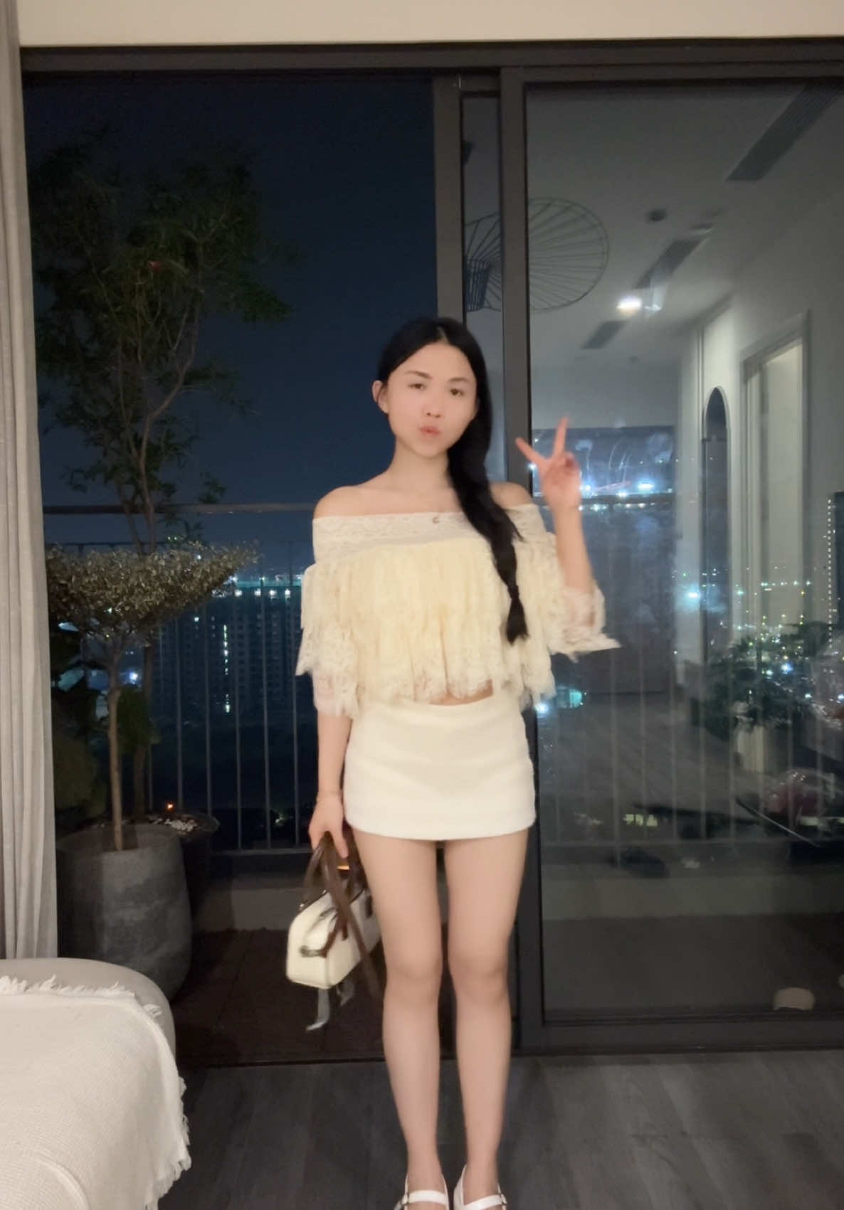 Áo gì mà xinh vậy troi #lila #22etm #webuild 