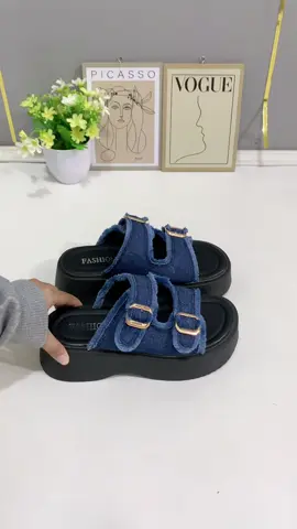 OOTDAN COCOK BANGT😍#needxuss #fyppppppppppppppppppppppp #outfitideas #sendalsimpleelegan #wedgescantikmurah #sandalwanita #wedgeswanita #wedgesmurah #wedgescantik #sandalviral 