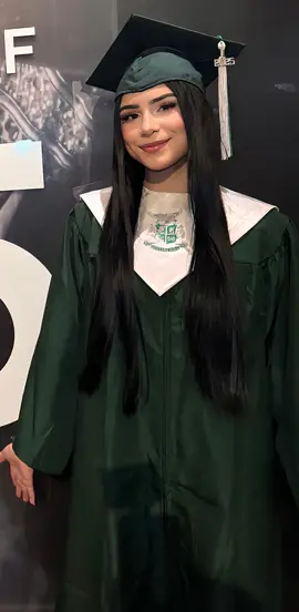 Felicidades a mi niña #graducion #mermaid #LIVEIncentiveProgram #mermaidtiktok 