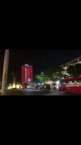 Em đẹp lung linh như đêm hạ long vậy 🚍😚#viral #xedulich #halong 