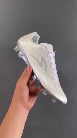 Bismillahirrahmanirrahim Ready stok Sepatu Bola SPECS Lightspeed Reborn bisa lgsg cek di Etalase ya kak 🙏  #fyppppppppppppppppppppppp #fypage #fyp #specs #lsreborn 