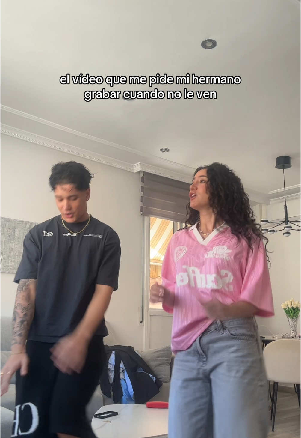 el himno de los hombres es esta canción? @Kevincito 