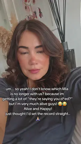 sooooo yeah! I'm very much alive ✌🏻🫶🏻 