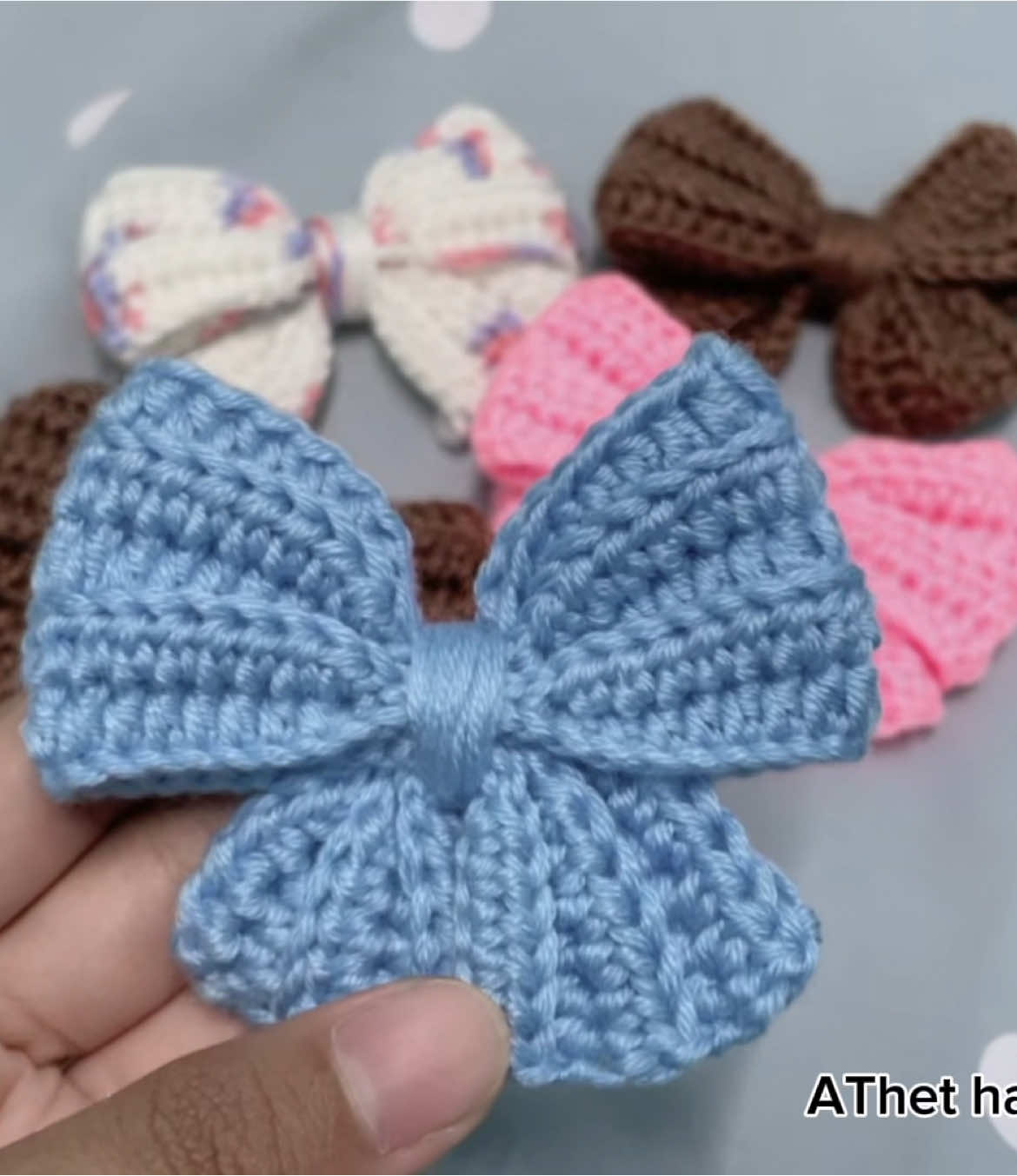 ဖဲပြားထိုးနည်းလေး🎀#athethandmade #crochet #crochetlove 