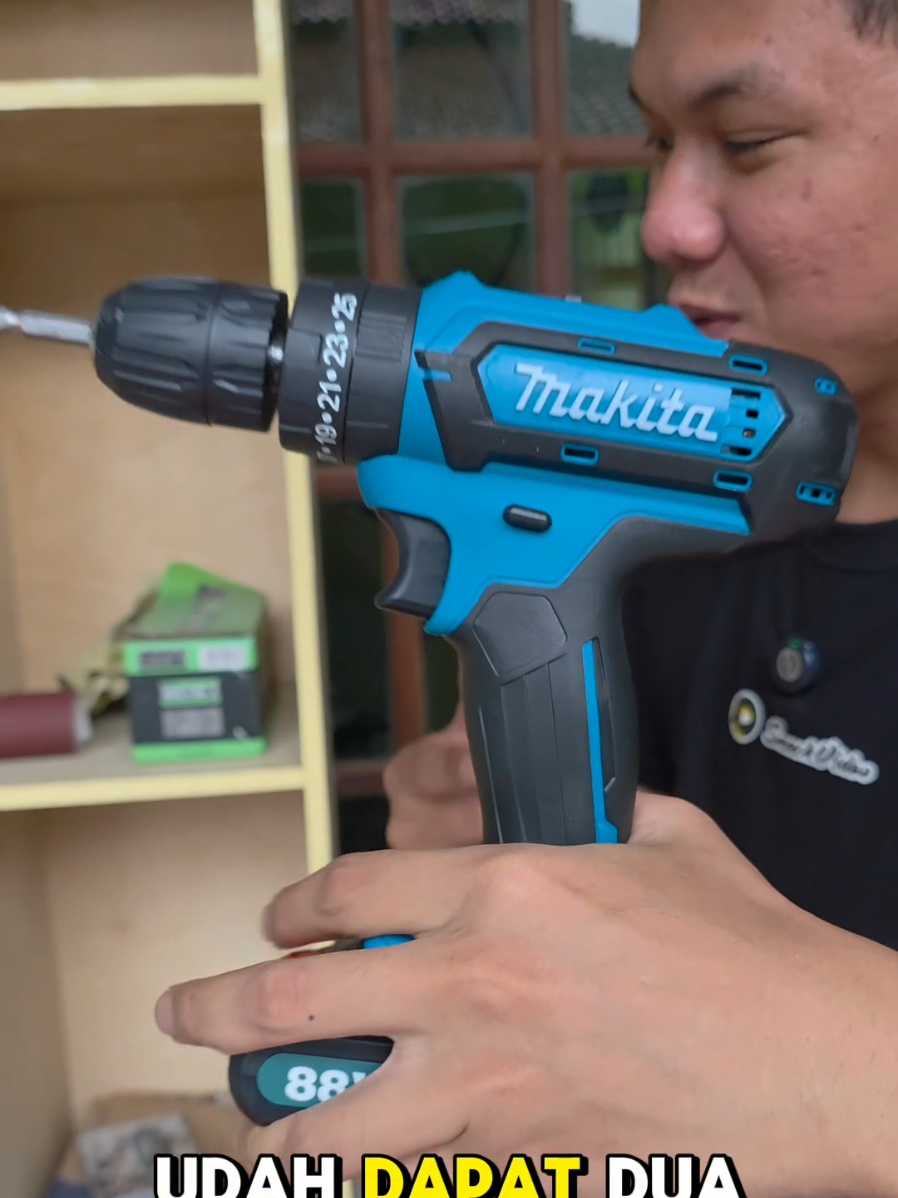 Mesin bor elektrik makita 2 baterai. Bor makita, bor baterai, Lebih praktis dan tenaga juga kuat. #mesinbor #borelektrik #bormakita #borbaterai 