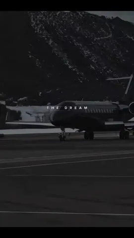 Dream Life ⚜️💰  #billlionaire #wealthymindset #rich #dreamlife #luxurylife #wealthy #success #money 