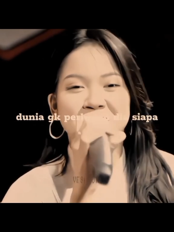 dunia gak perlu tau dia siapa 😉 #xyzfyp #liriklagu #overlaylyrics #nankopaham #templatetrend #swmumisale 