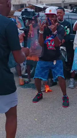 Mais um trabalho a caminho 🎸💪🙏💥💥💥💥💥