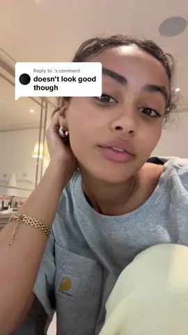 Replying to @.  live laugh love! 