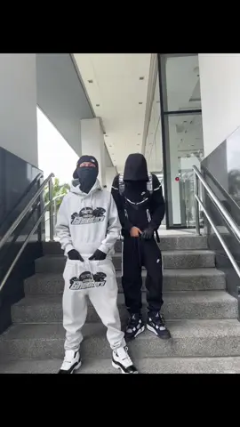 #foryoupage #trapstar #niketech #ukdrip #tracksuit 