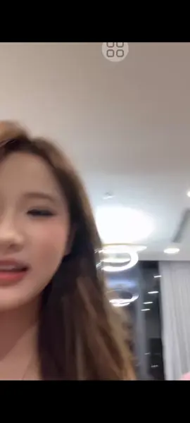 live cs tí mà quậy cỡ đó:))) #dieulinh16 #dieulinh #thawh_🐰🤍 #viral #music #lyrics #xh #chill #xhtiktok #xuhuong #xuhuongtiktok 