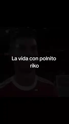 yo con polnito riko:) yo sin polnito riko:( #messi #ronaldo #futbol⚽️ #humor 