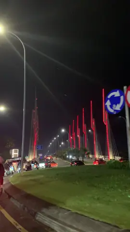 #vibes#malam #makassar #cpimakassar #fyp #xyzbcafypシ #lewatberanda 