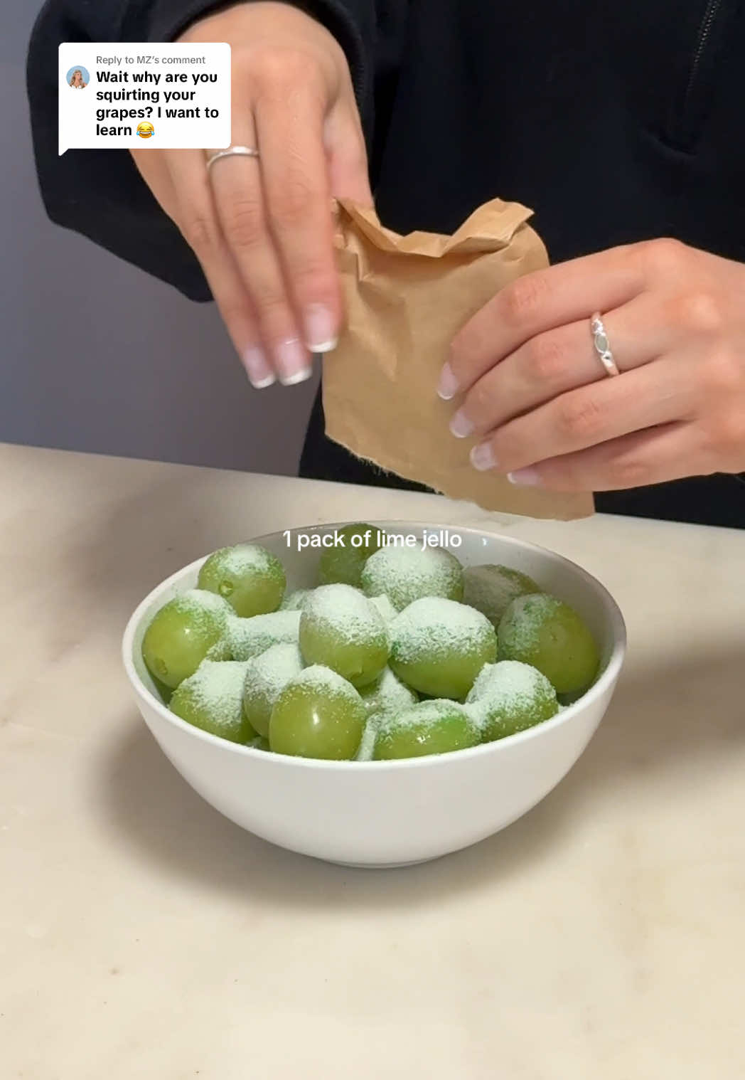 Replying to @MZ making frozen jello grapes! such a fun recipe for summer 🍇🍋‍🟩🍋  #jello #frozen #frozengrapes #frozenjello #jellograpes #jellygrapes #jelly #lime #lemon #fruit #healthysnacks #summerrecipes #EasyRecipe #grapes 