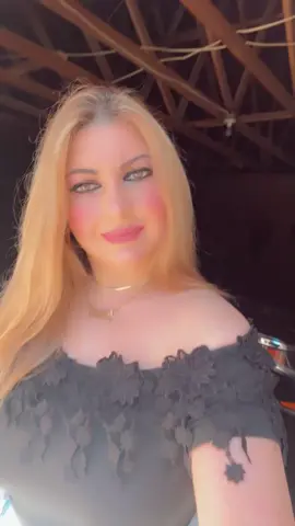 جان اكو زنبور 🐝 ب حديقة خبليني 😂