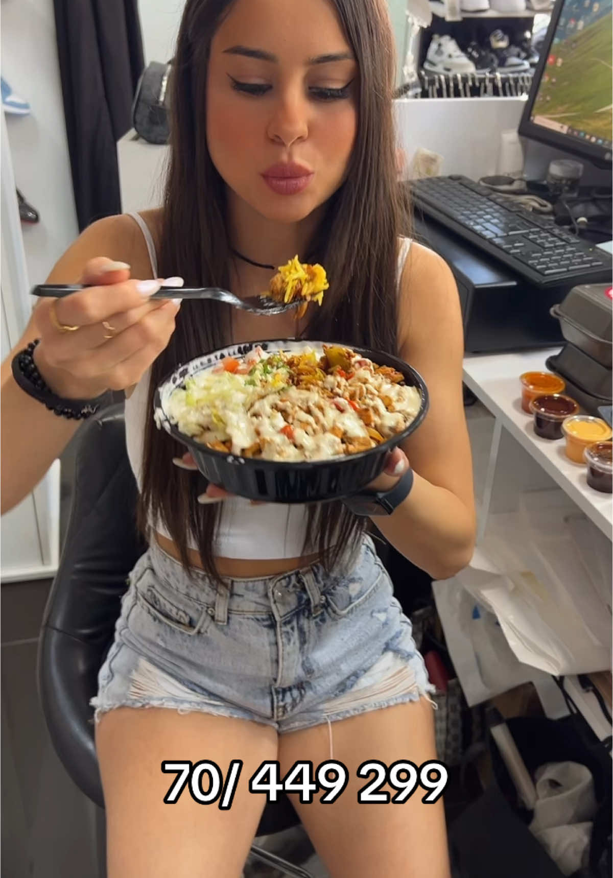 @Bigmoeskitchen.lb  For orders: 70/ 449 299 #reels #video #fyp #viral #foryoupage #lebanon🇱🇧 #اردن #لبنان_مصر_الخليج_سوريا 