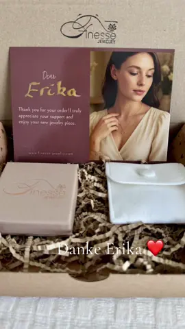 Danke @ÉRIQA für deine erste Bestellung ❤️❤️  bei Finesse Jewelry ✨ #tiktok #packmyorder #finessejewelry #finessefemininejewelry #jewels #schmuck #stainlesssteel #waterproof #waterproof #geschenk #frauenschmuck #elegant #jewelry 