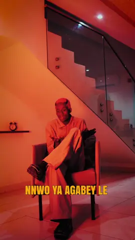 One thing that always brings me joy and fulfillment is knowing that I did this song out of the intense love I have for my homeland Ekpeye and my culture. And seeing my people and the rest of the world accept it is just spiritual🩸  BATTLE FIELD off THE ULA-OKOBO BOY (ep)  Let your spiritual powers rise as you listen to this song 📸 @Barik5ive Style: @Kelechi #nezaboy #battlefield #theulaokoboboy 