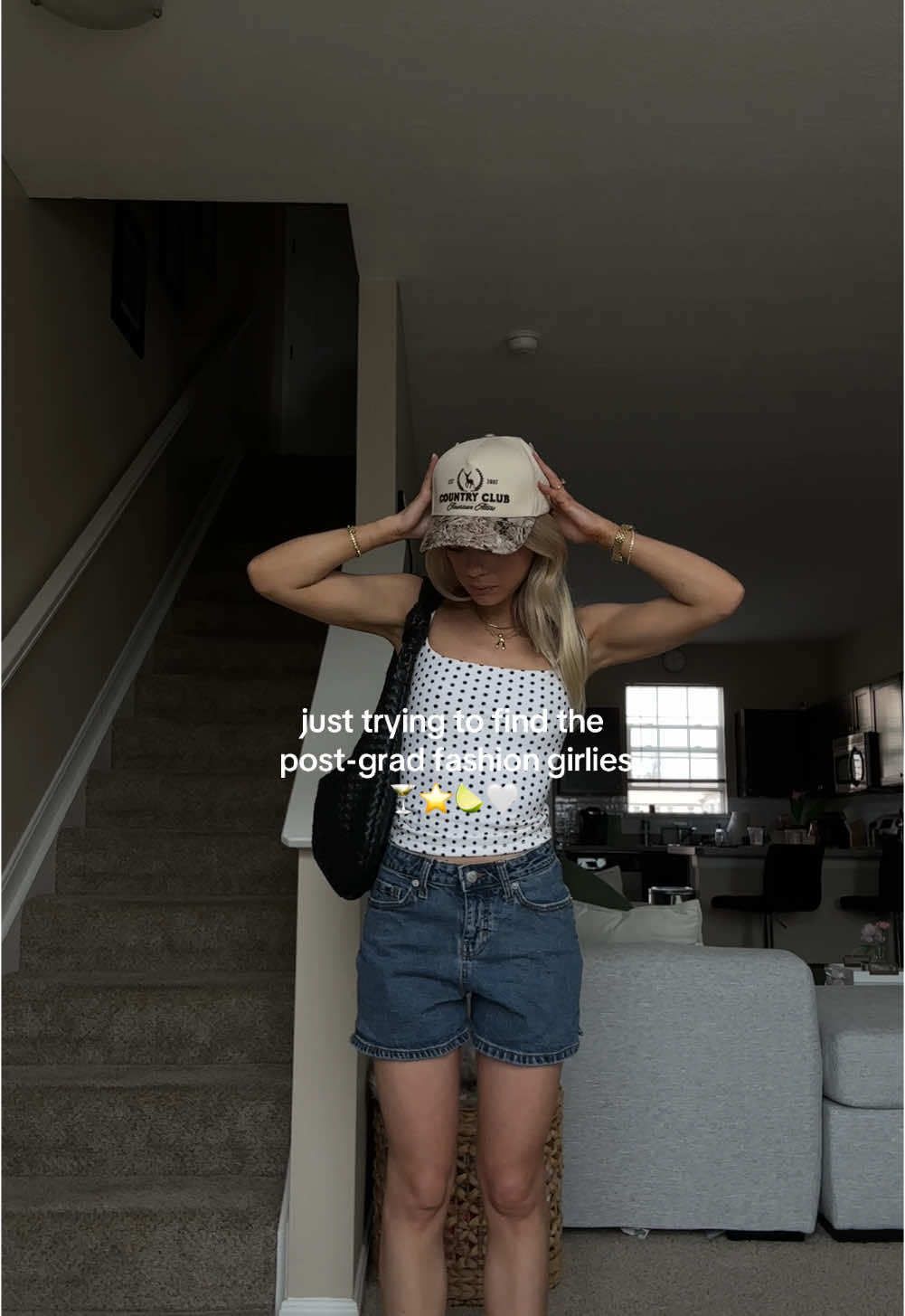 just a girl hoping this reaches her community ⭐️🤭🤍 #postgrad #postgradoutfits #OOTD #outfitinspo #outfitcheck #thatgirl #microinfluencer #smallcreator 