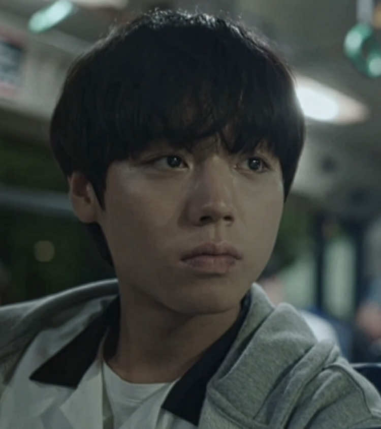 ill never get over his eyes in whc1 #yeonsieun #sieun #sieunedit #weakhero #weakheroclass1 #whc1 #kdrama #kdramaedit #parkjihoon #jihoon #fyp #blowup #fouryou #blurrr #omgfyp #goviral 