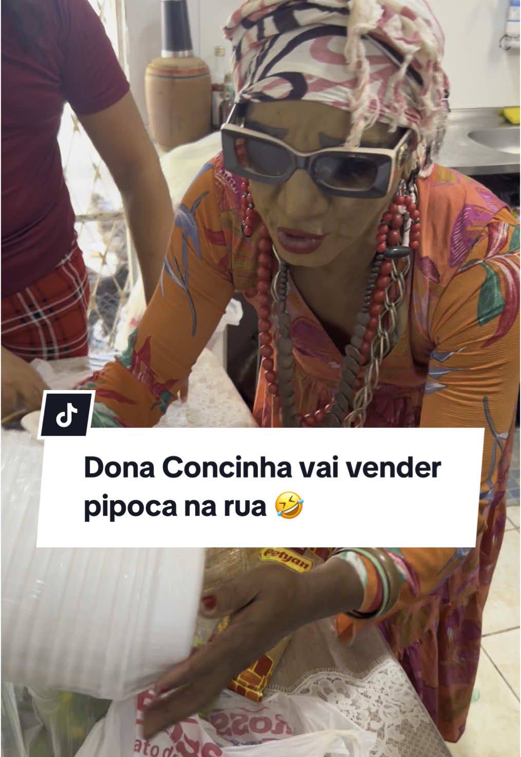 Dona Concinha vai vender pipoca na rua 🤣#humor #resenha #comedia #nordeste #ranchodomaia 