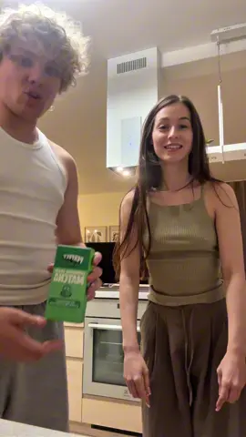 @frelly SAM CHCIAŁ NAGRAĆ! NIE BYŁ ZMUSZANY!