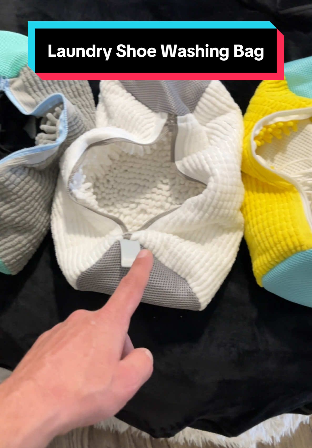 Laundry Shoe Washing Bag #fyp #fyf #tiktokshop #viral #trending #musthaves #tiktokshopfinds #giftideas #giftguide #giftsforher #giftforhim #tiktokshopping #tiktokshopdeals #springtok #shoewashingbag 