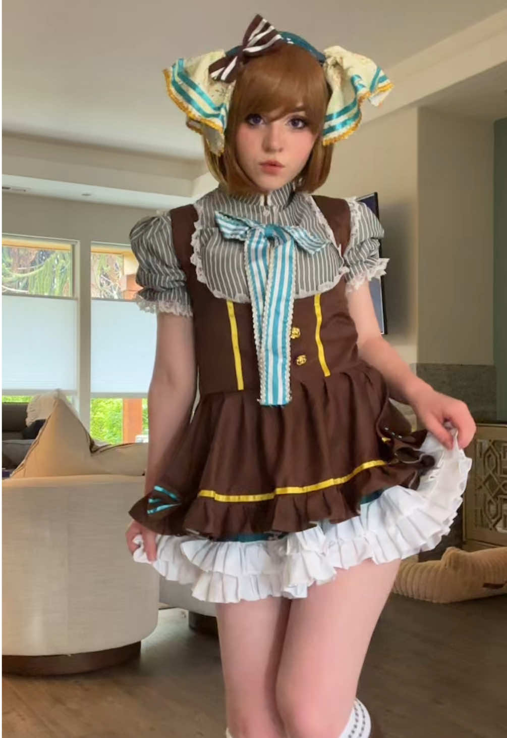 accept my bad dancing skills ;-; #hanayocosplay #hanayokoizumicosplay #lovelivecosplay #hanayokoizumi #lovelive 