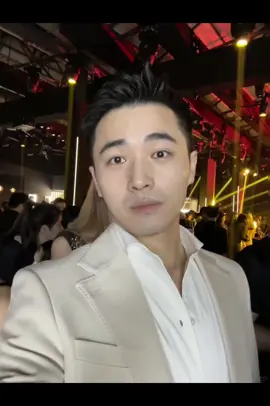 猜猜这是哪里😆😆😆#给摄影师加鸡腿 #迪拜#旅游#明珠特色服装