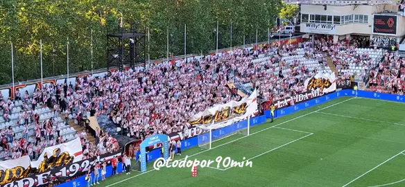 🗣 Presa Vete Ya 🎶🎵 @Rayo Vallecano @LALIGA #Vallecas #RayoVallecano #ADRV #Rayismo #Bukaneros #BVK #UltrasRayo #ALasArmas  #Madrid #España 