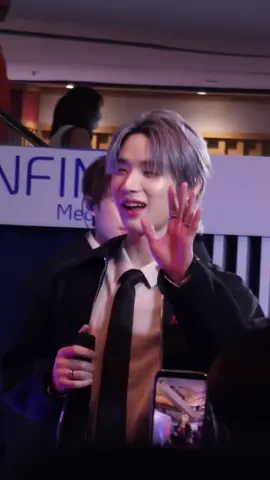 ได้มาเติมหนุ่มตี๋ให้หายคิดถึงแล้วคับ น่ารักที่สุดดดด🥹🫶🏻🍦💘 #hongshihoshi #lykn #lykyou #InfinityClinicxNutHong @ตี๋โบ๊เบ๊ 