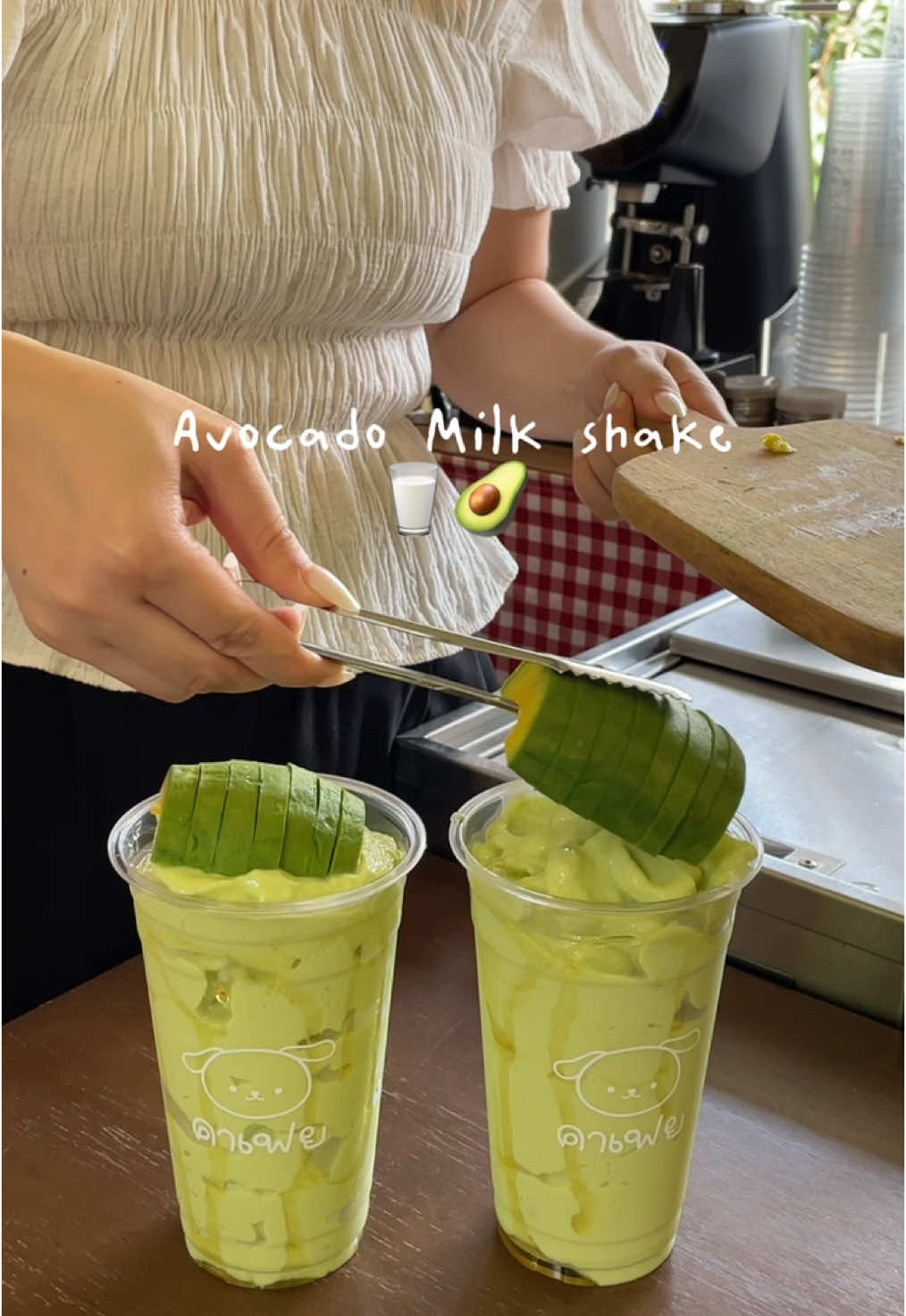 Avocado 🥑🥛 #avocado  #avocadomilkshake #cafe #คาเฟย 
