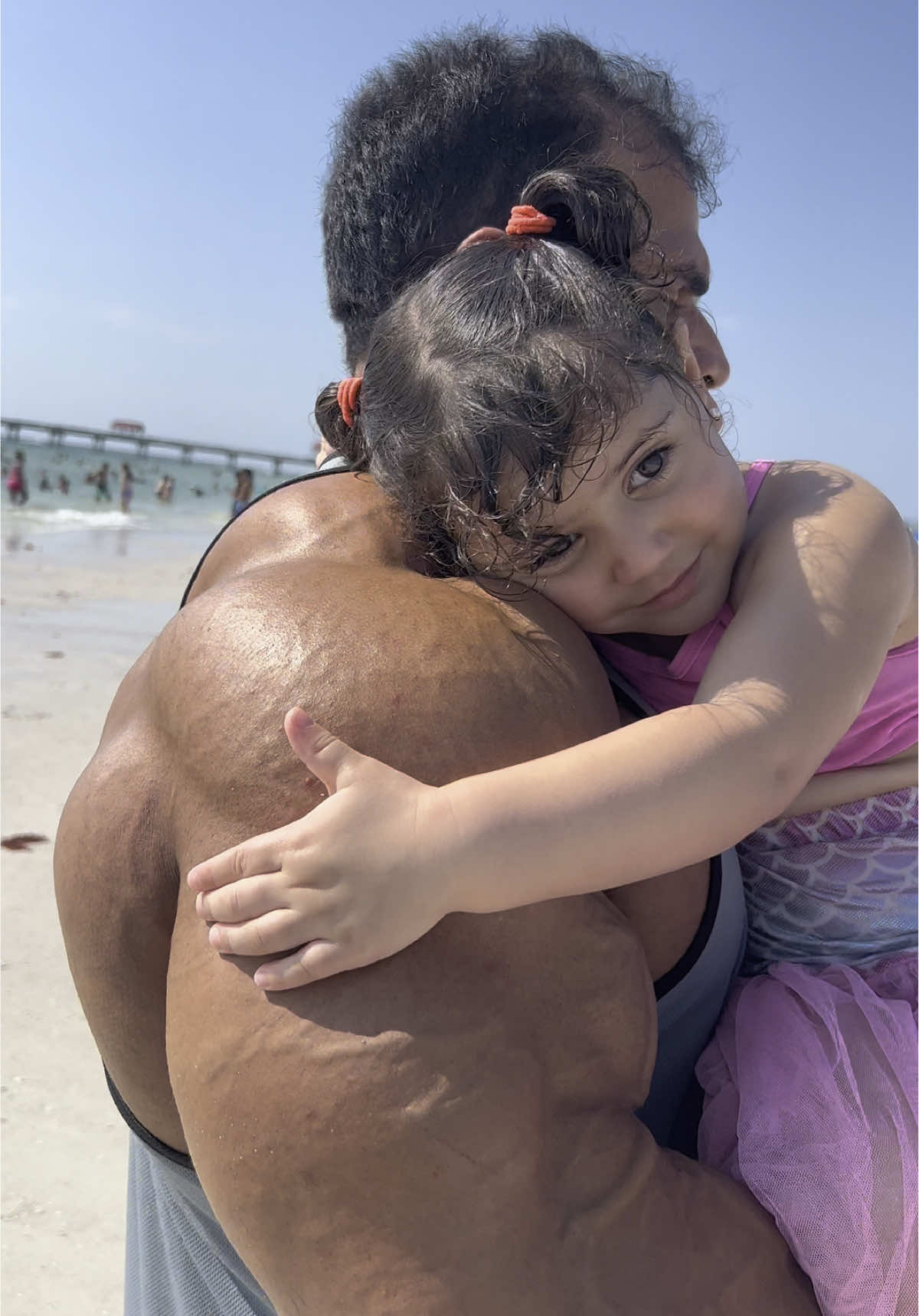 دلوعة بابا ❤️ #dadtok #fatherdaughter #bodybuilder #florida