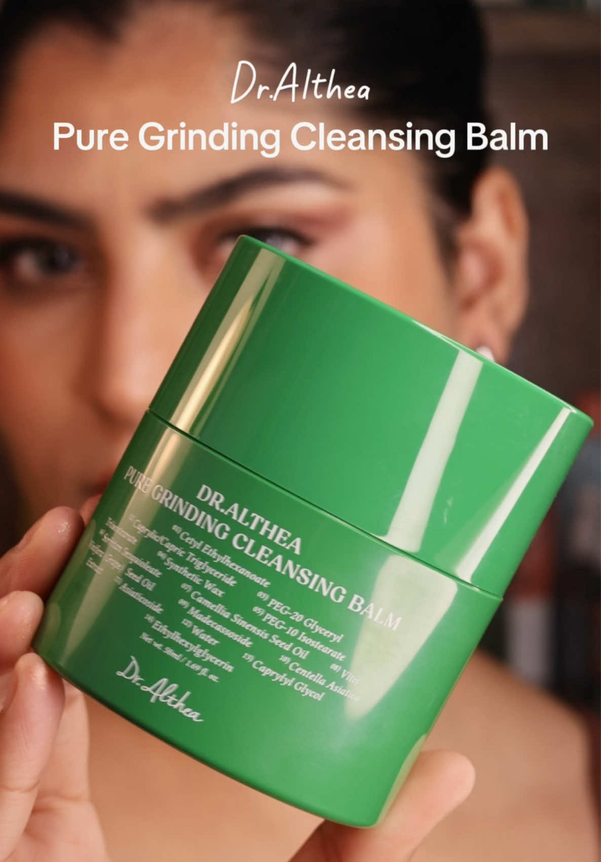 Removing makeup has never felt this easy!✨ Loving the @dr.althea_official Pure Grinding Cleansing Balm for how gentle and soothing it is 💙💫 Why I love it: • Calms redness and irritation • Leaves skin soft and hydrated . . . #makeupremoval #dralthea #cleansingbalm #makeup #skincare 