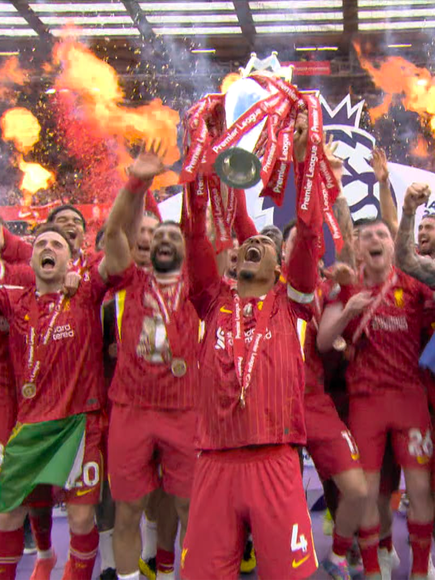 Liverpool are 𝘽𝘼𝘾𝙆 𝙊𝙉 𝙏𝙃𝙀𝙄𝙍 𝙋𝙀𝙍𝘾𝙃 🔴🏆 Virgil van Dijk lifts the Premier League trophy in front of a PACKED Anfield. #PremierLeague #Liverpool