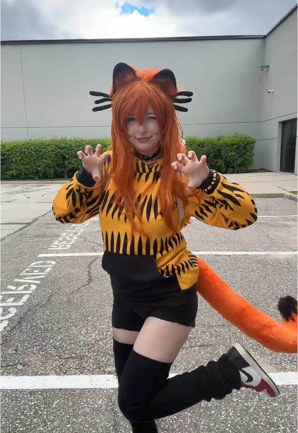 OH were so back… #garfield #garfieldcosplay #garfieldgirl #garfieldthecat #catgirl