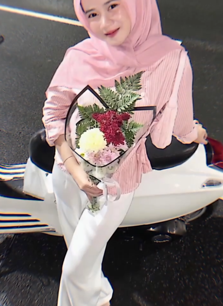 inspirasi ootd gemass untuk firstdate, bisa cek di showcase aku yaa #ootdkekinian #inspirasioutfithijab #affiliatetiktokshop #4u #xybca #foryou 