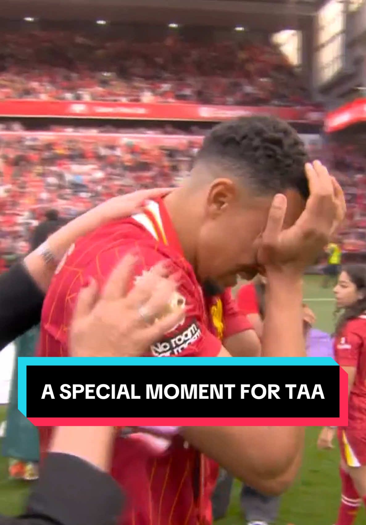 Trent Alexander-Arnold shares a touching moment with his family after his final match for his boyhood club. #PremierLeague #liverpool #celebration 