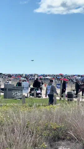 #creatorsearchinsights #video #post #foryouuu #airforce #jonesbeachairshow #longisland #newyorkcity #foryouuu #paratii #fvpシ #viralvideo🔥 #teamwork 