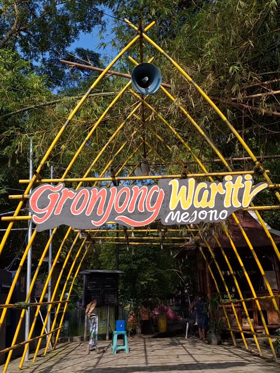 Nikmati keindahan dan budaya desa kita🌱 Cindy Novitasari 22103104 Teknik Produksi Televisi - A #teknikproduksitelevisi2025 #fyp #wisata #desawisata #kearifanlokal #gronjongwariti #kediri24jam @gronjongwariti 
