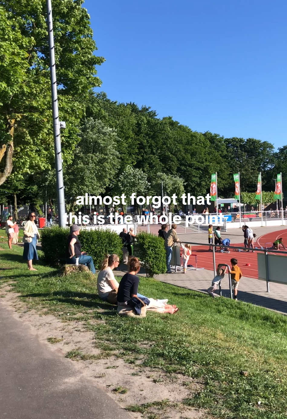 Zonning weer + atletiek = perfectie 🤌🏻😇 #trackandfield #rffa #Running #festival #athletics #atletiek #competitie #rotterdam #sport #rennen #fun #zon #topsport #sportfestival #zomer #follow #sports #music 