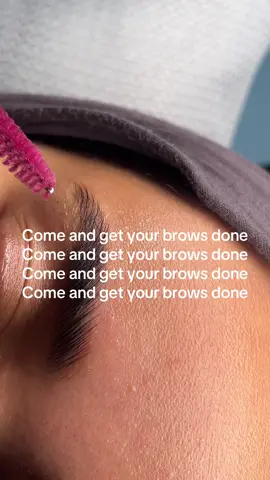 Sing along with me… Come and get your brows done😂🩷  Eid slots are now opened, get booking! #slough #laminationbrows #halalbrows #beauty #homebased #fyp #beauty 