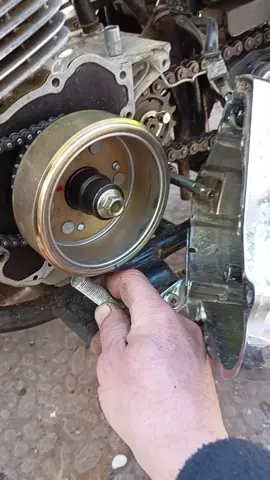 #мото #ремонтмото Снять магнето генератора без съёмника  мотоцикл 250сс