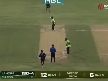 😱🔥 Today 6 balls 13 runs Lahore vs Quetta Last over thriller 😱🔥 #lahoreqalandars #psl #islamabadunited #hblpsl #cricket #tiktok #viral 