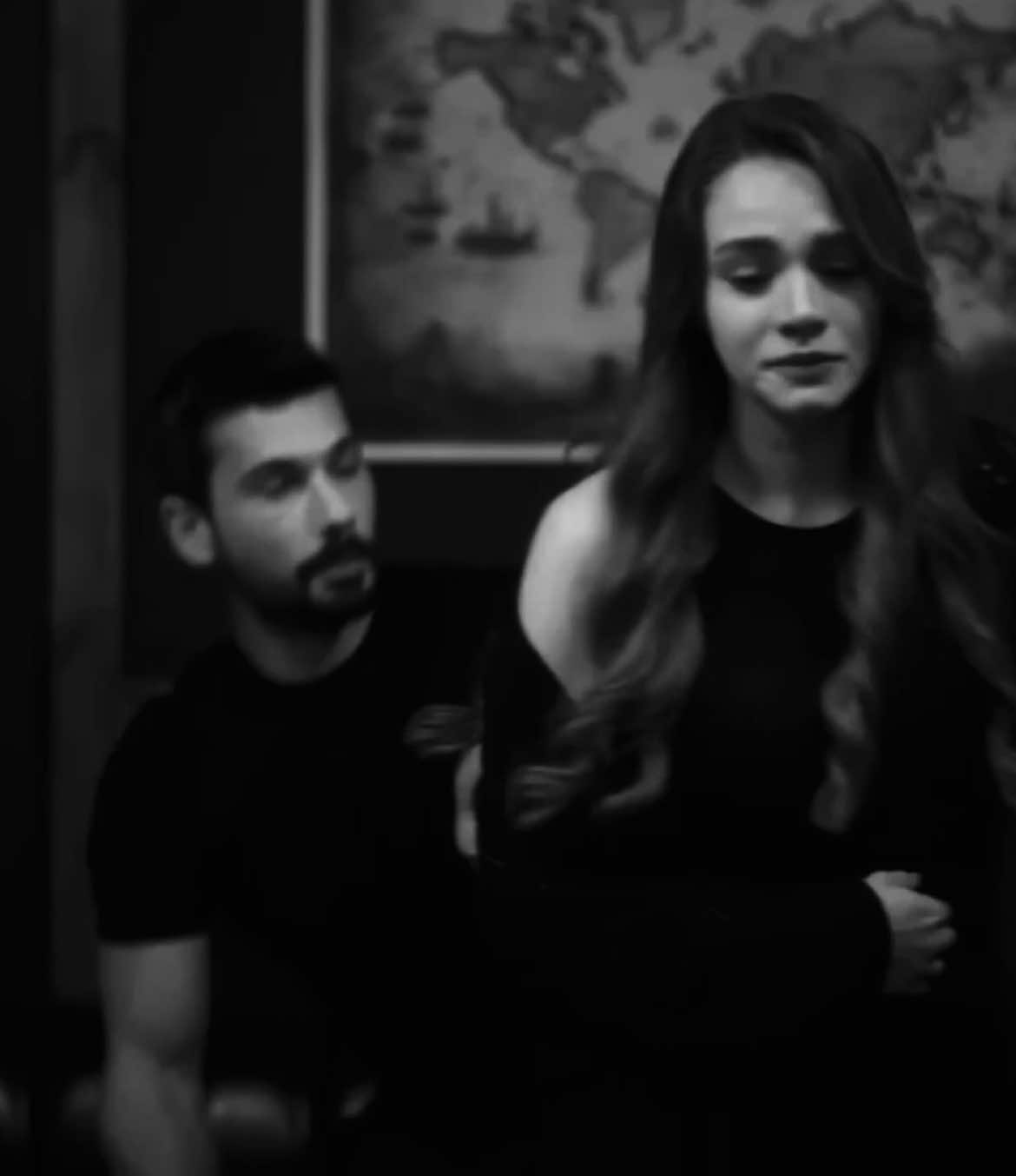 ولا على الغالي عتاب 😢 #explore #fyp #miraydaner #denizcanaktaş 