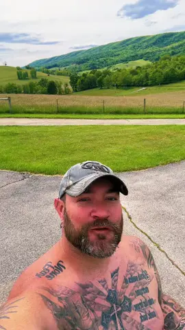 #fyp #fypシ #tiktok #viralvideo #countryboy #single #tattoo #singlelife #viral #bluecollar 
