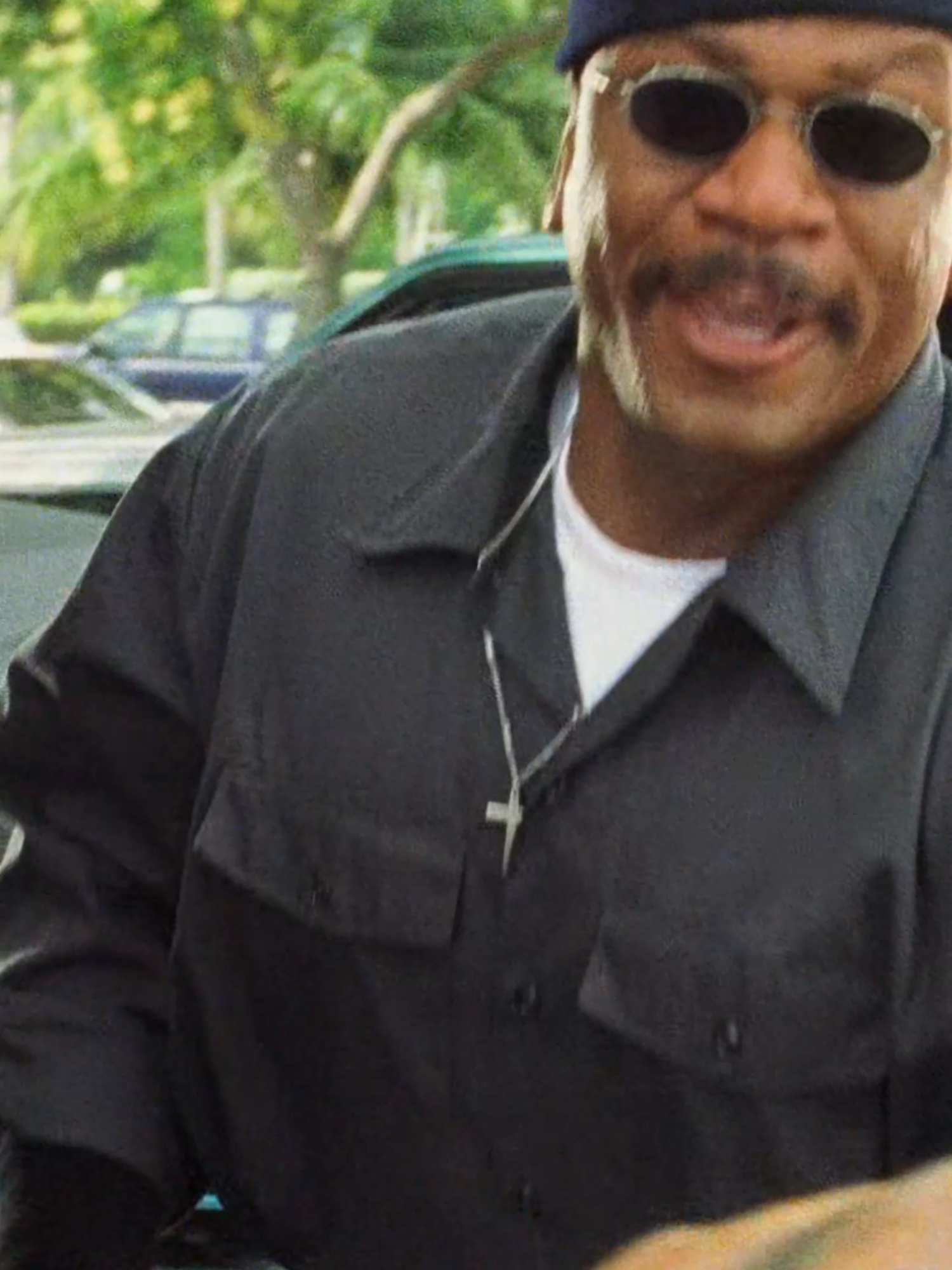 It slick, sexy crime thriller where charm and danger collide! 🌆 George Clooney stars as a smooth-talking bank robber who escapes from prison and crosses paths with a sharp, no-nonsense U.S. Marshal played by Jennifer Lopez. 🚓🔥 Sparks fly as their game of cat and mouse turns into unexpected attraction, blurring the line between right and wrong. Directed by Steven Soderbergh and packed with style, wit, and sizzling chemistry, Out of Sight is a must-watch for fans of smart heists and unforgettable tension. 🎬Out of Sight (1998) #fyp #foryou #outofsight #GeorgeClooney #JenniferLopez #MustWat
