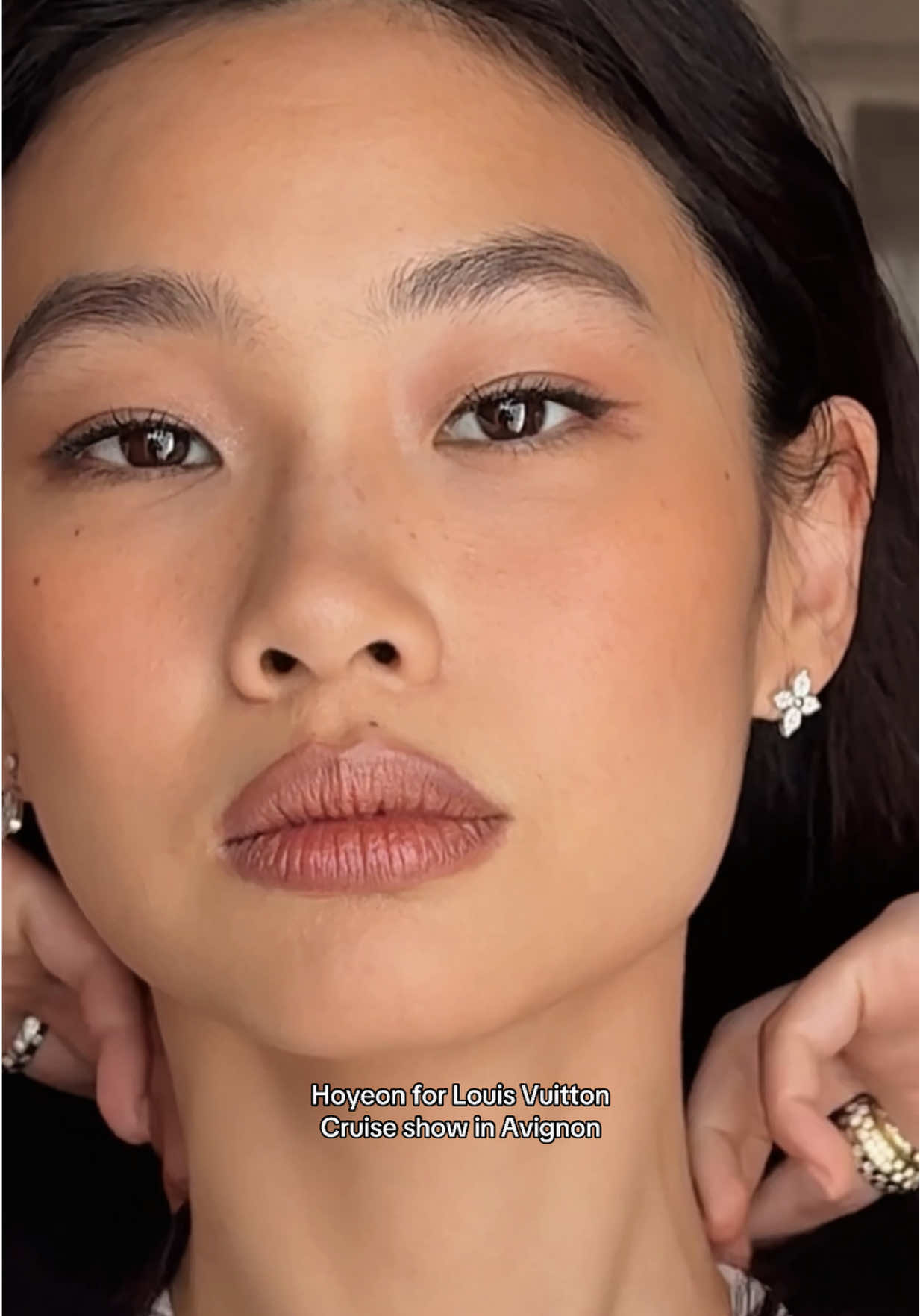 #hoyeonjung for #louisvuitton cruise show. #makeup by me #ninapark #lv #hoyeon 