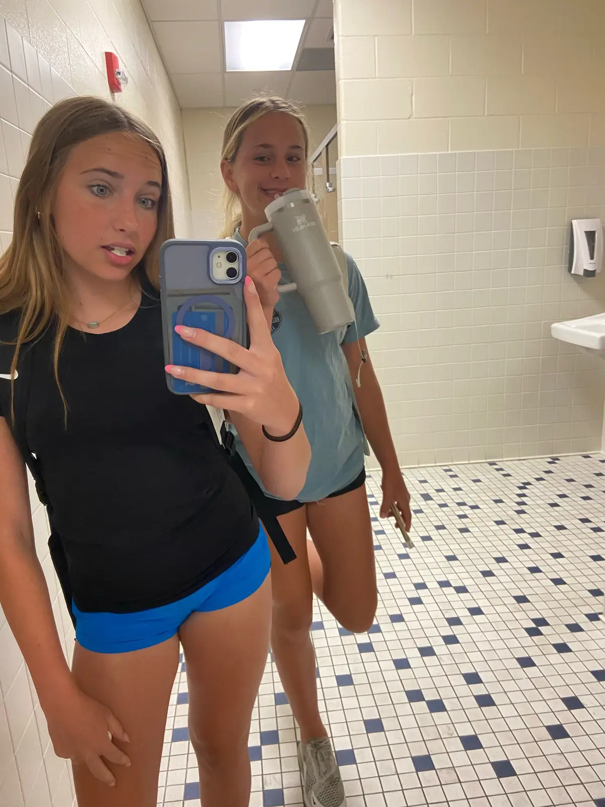 honor of school ending there’s a dump #ilovemyfriends #2425schoolyear #highschool #year1 #3togo 