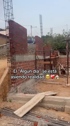 🏠🥹❤️#trabajando #metas #Parejas #albañil #construction #sueños #mexico #contenido 